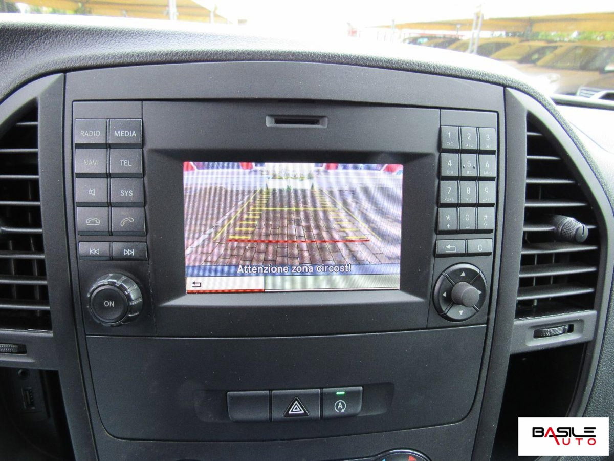Mercedes-Benz Vito 2.2 111CDIaut4x4PL-SL MixtoVtrExlng (10)