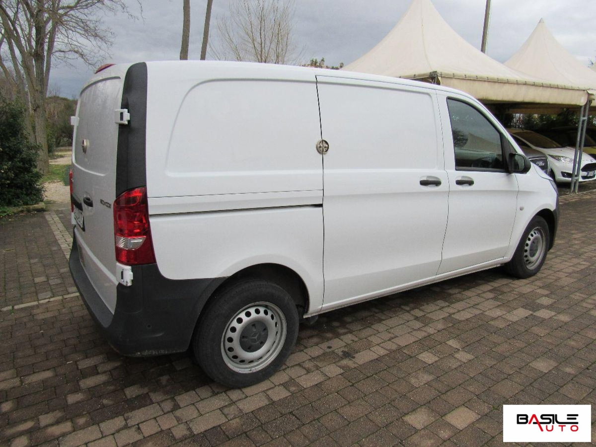 Mercedes-Benz Vito 2.2 111CDIaut4x4PL-SL MixtoVtrExlng (12)