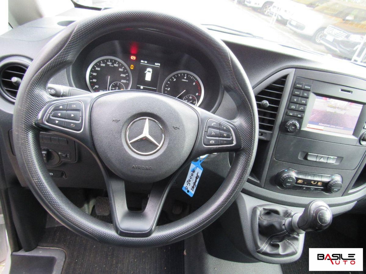 Mercedes-Benz Vito 2.2 111CDIaut4x4PL-SL MixtoVtrExlng (6)
