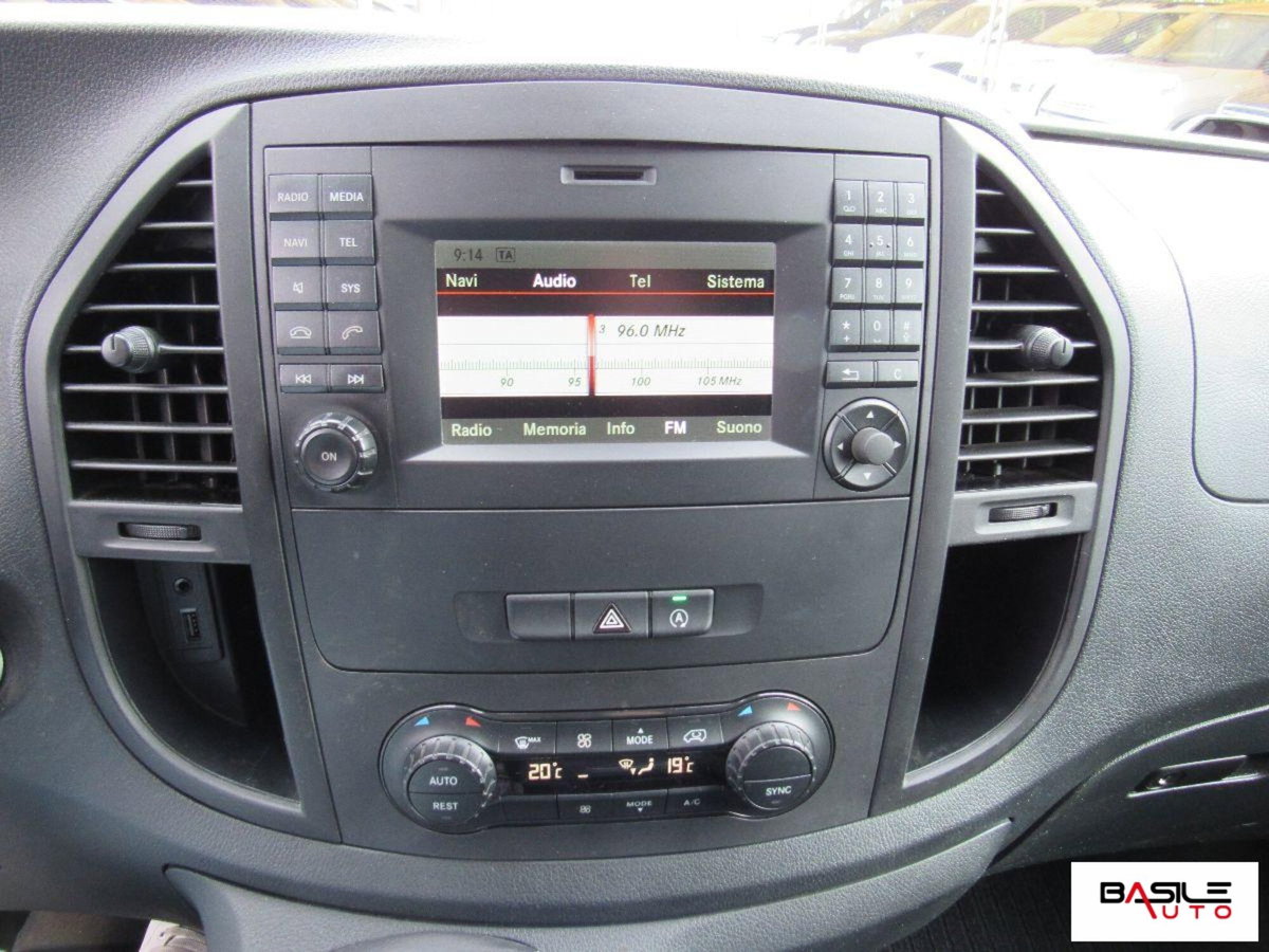 Mercedes-Benz Vito 2.2 111CDIaut4x4PL-SL MixtoVtrExlng (9)