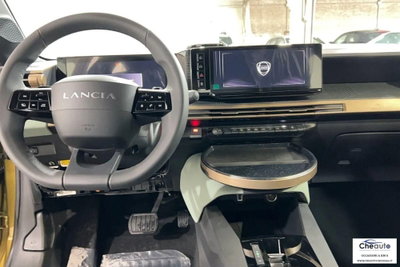 Lancia Ypsilon 1.2 mhev Edizione Cassina e-dct (13)