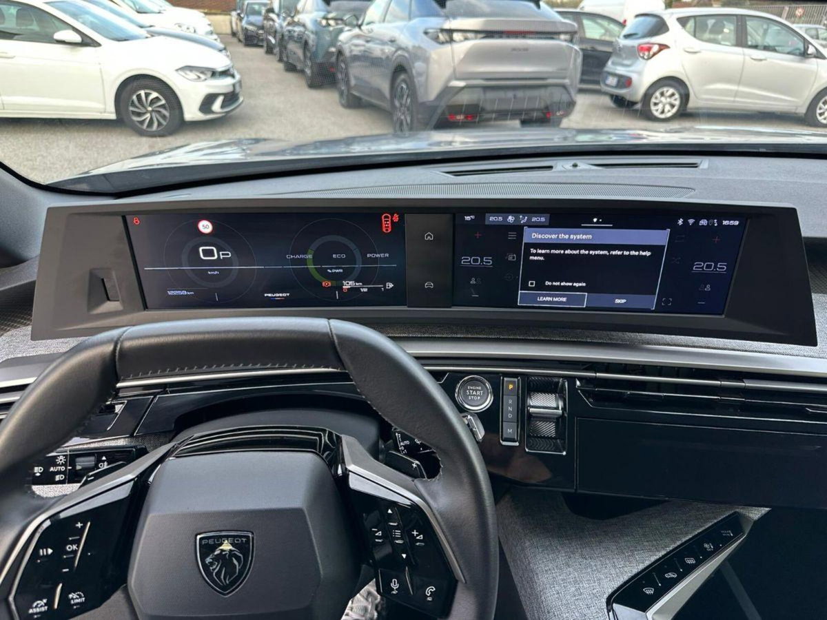 Peugeot 3008 1.2 hybrid Allure 145cv e-dcs6 (11)