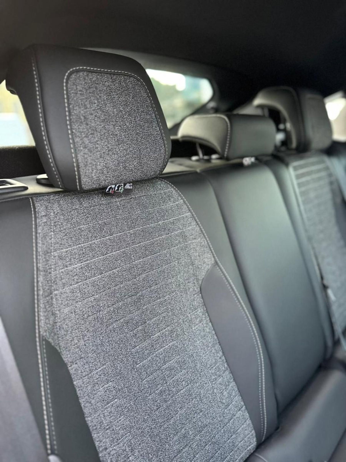 Peugeot 3008 1.2 hybrid Allure 145cv e-dcs6 (12)