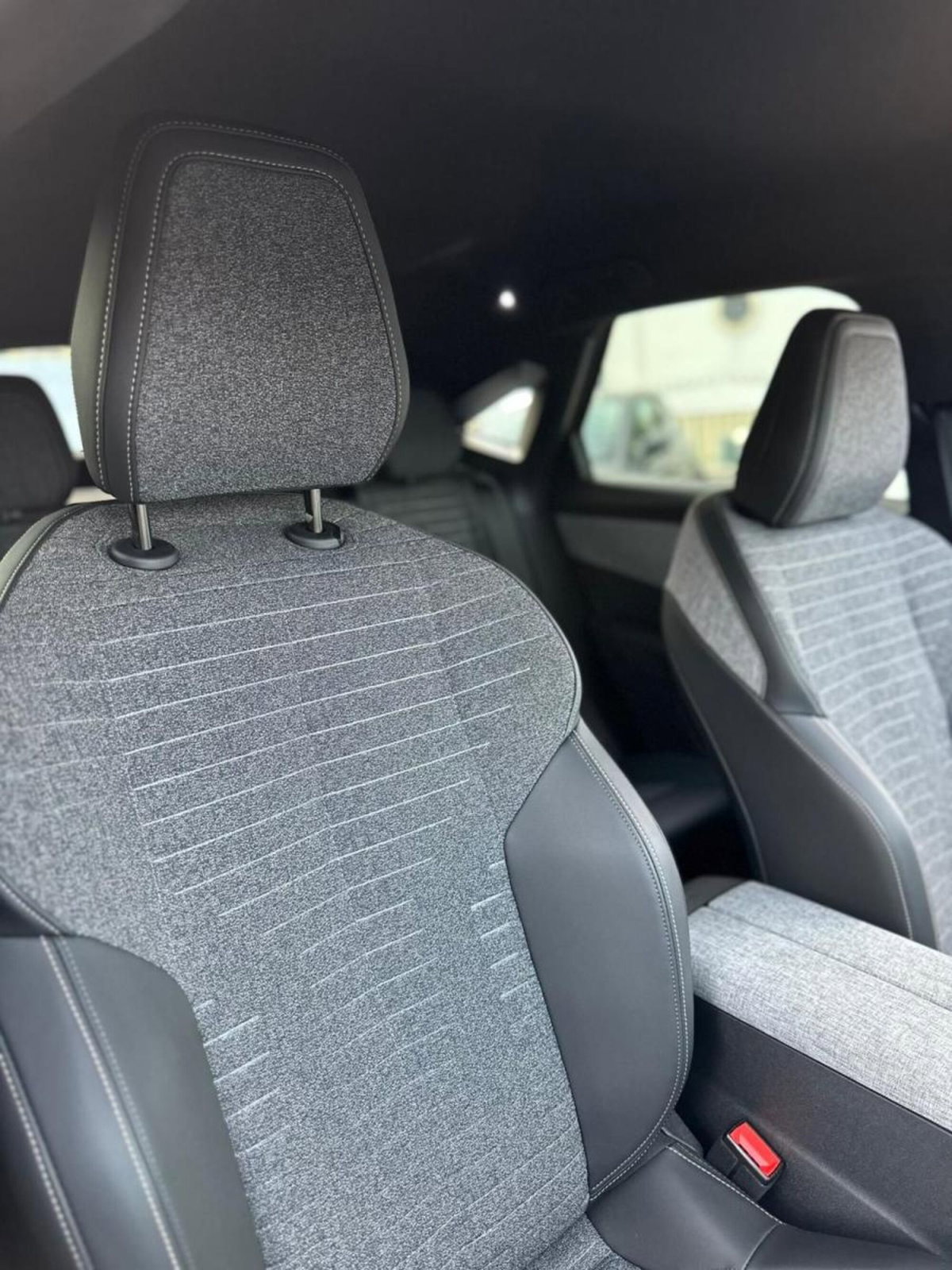 Peugeot 3008 1.2 hybrid Allure 145cv e-dcs6 (16)