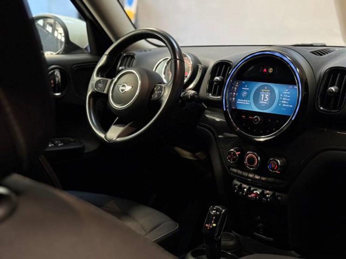 MINI Mini Countryman 2.0 Cooper D Business Countryman (15)