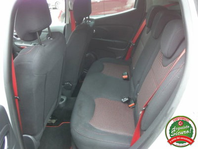 Renault Clio 1.6 T 220CV EDC Start&Stop 5 porte R.S. Trophy (10)