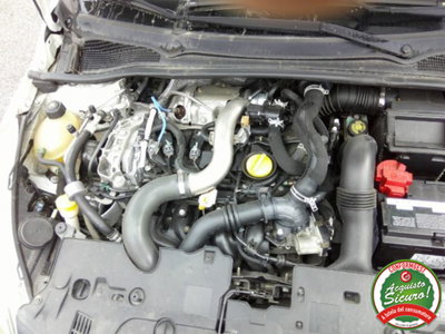Renault Clio 1.6 T 220CV EDC Start&Stop 5 porte R.S. Trophy (14)
