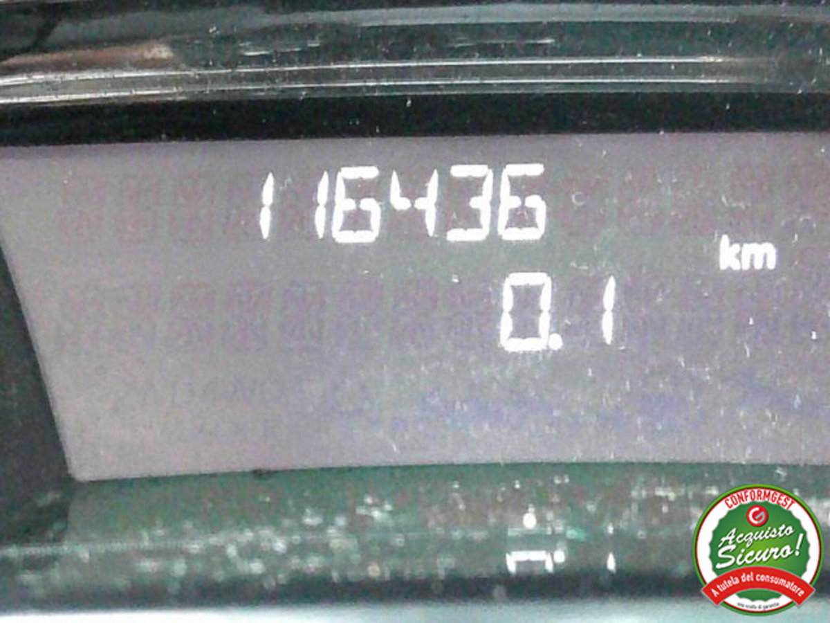 Renault Clio 1.6 T 220CV EDC Start&Stop 5 porte R.S. Trophy (16)