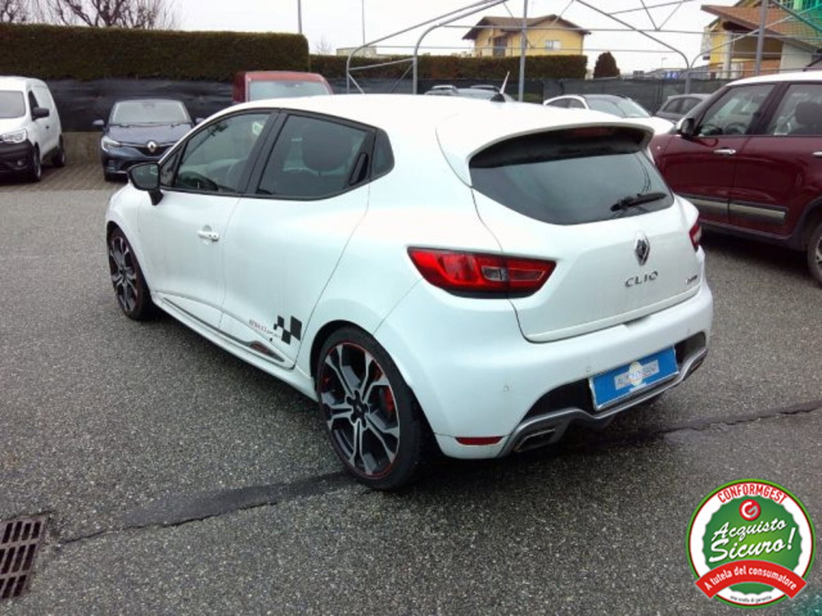 Renault Clio 1.6 T 220CV EDC Start&Stop 5 porte R.S. Trophy (3)