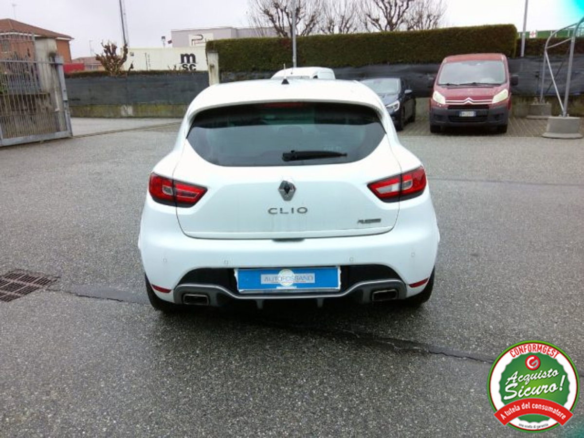 Renault Clio 1.6 T 220CV EDC Start&Stop 5 porte R.S. Trophy (4)