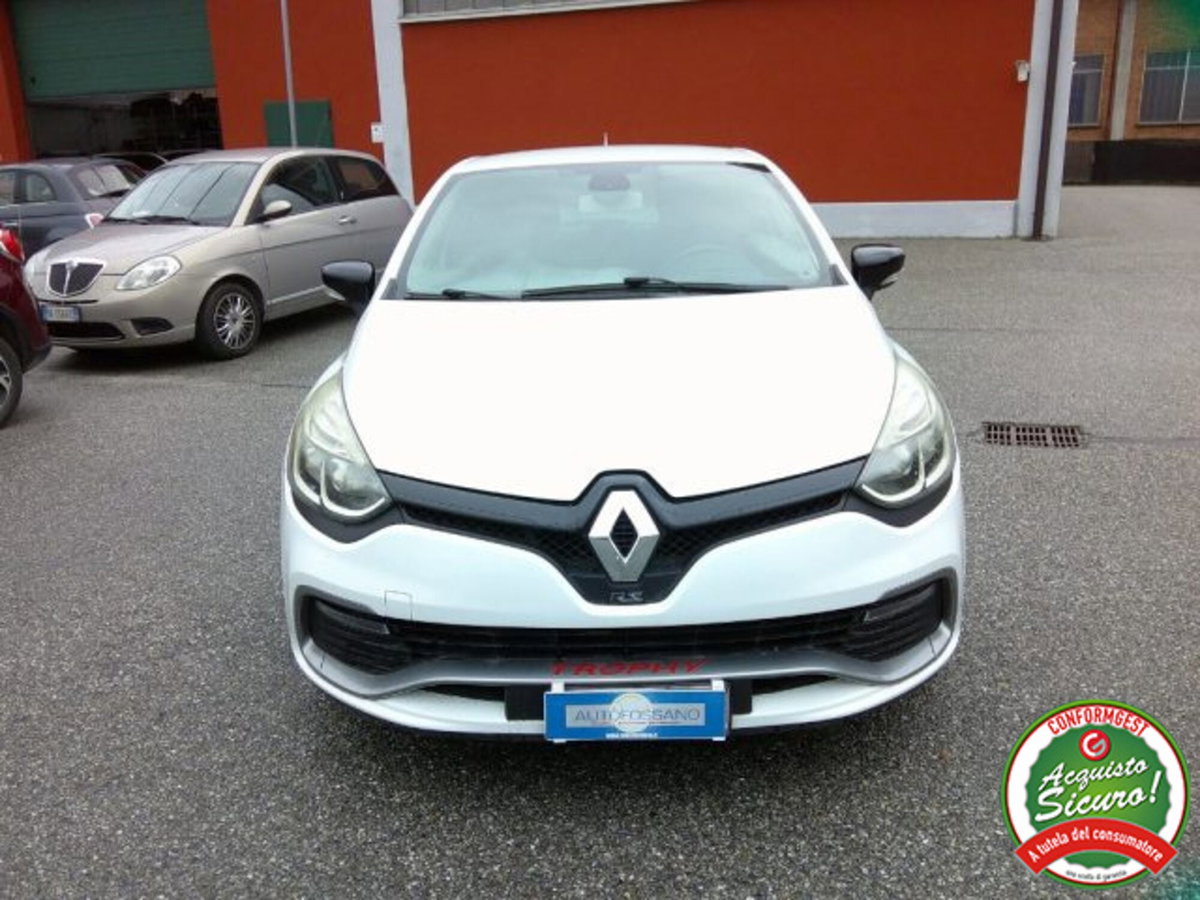 Renault Clio 1.6 T 220CV EDC Start&Stop 5 porte R.S. Trophy (8)