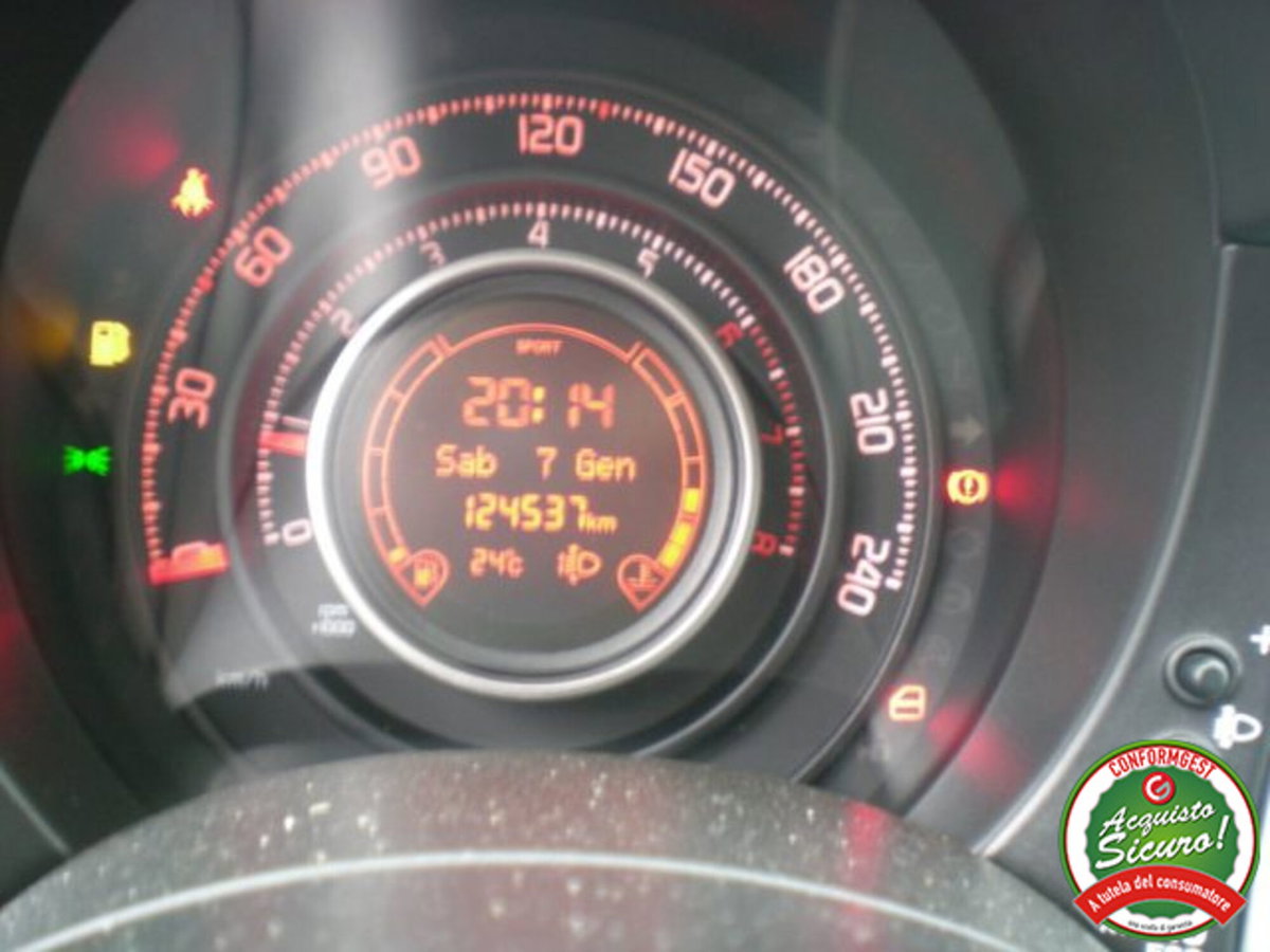 Abarth 500 1.4 Turbo T-Jet (10)