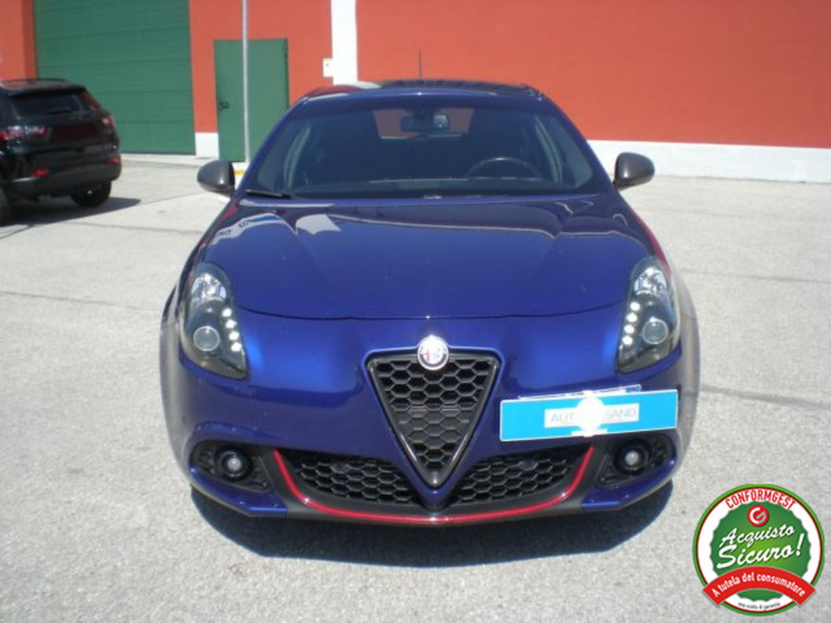 Alfa Romeo Giulietta 2.0 JTDm Carbon Edition 170cv tct (3)