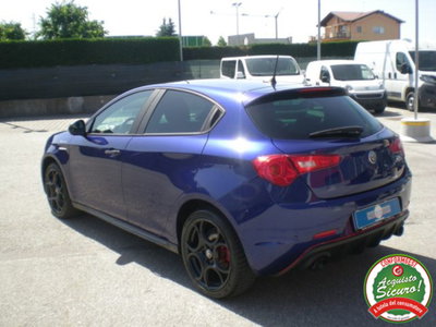 Alfa Romeo Giulietta 2.0 JTDm Carbon Edition 170cv tct (6)