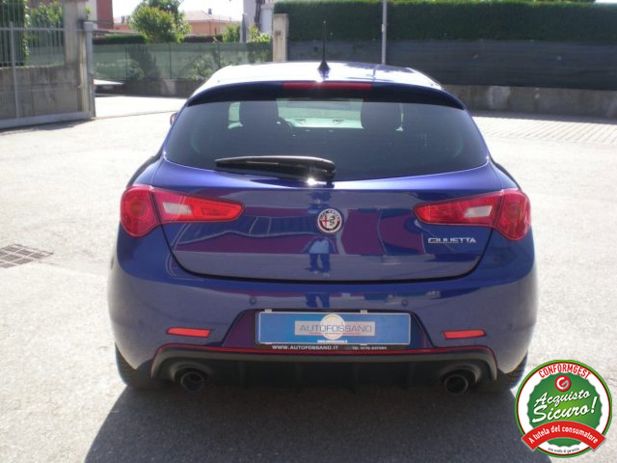 Alfa Romeo Giulietta 2.0 JTDm Carbon Edition 170cv tct (7)