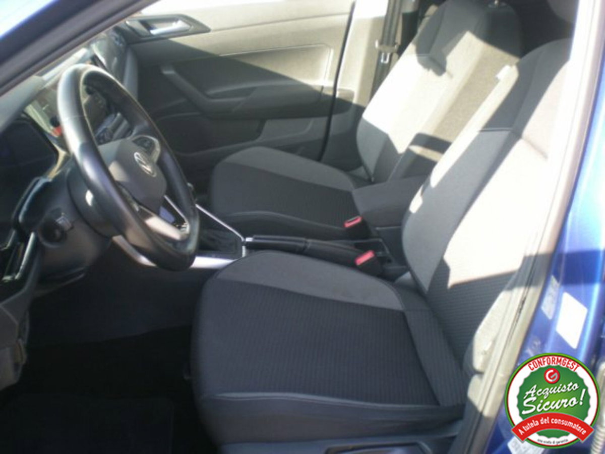 Volkswagen Taigo 1.0 tsi Life 95cv (9)