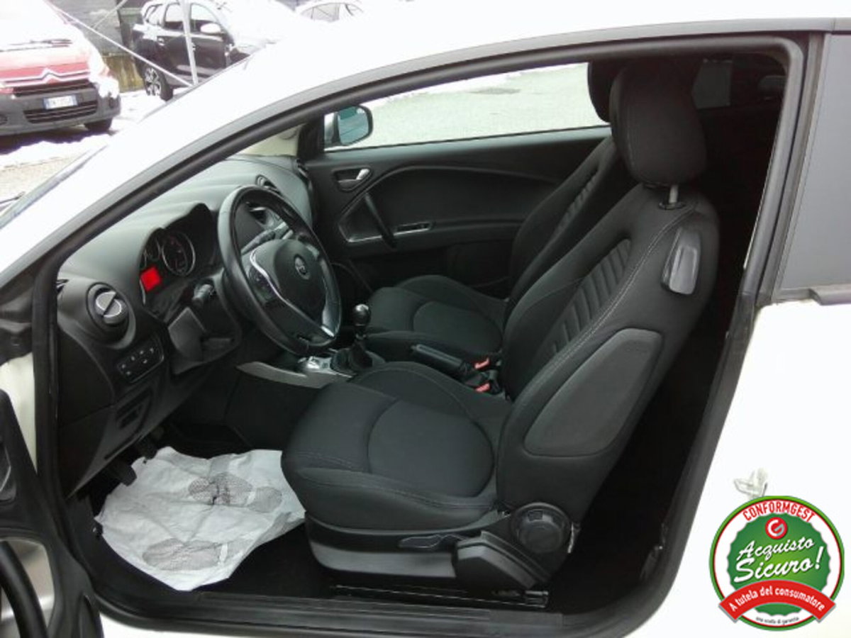 Alfa Romeo MiTo 1.3 JTDm 95 CV S&S Super (9)