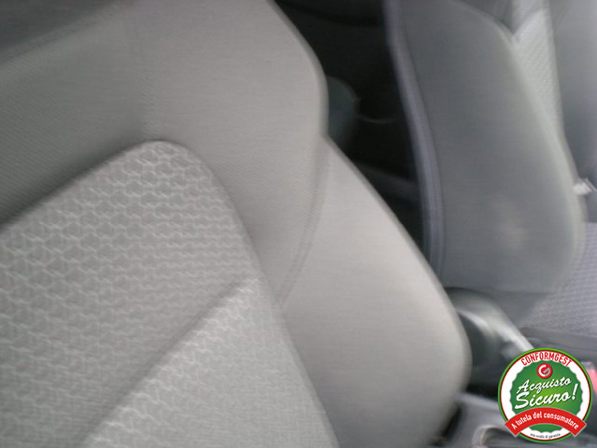 Suzuki Swift 1.2 Hybrid Cool (10)