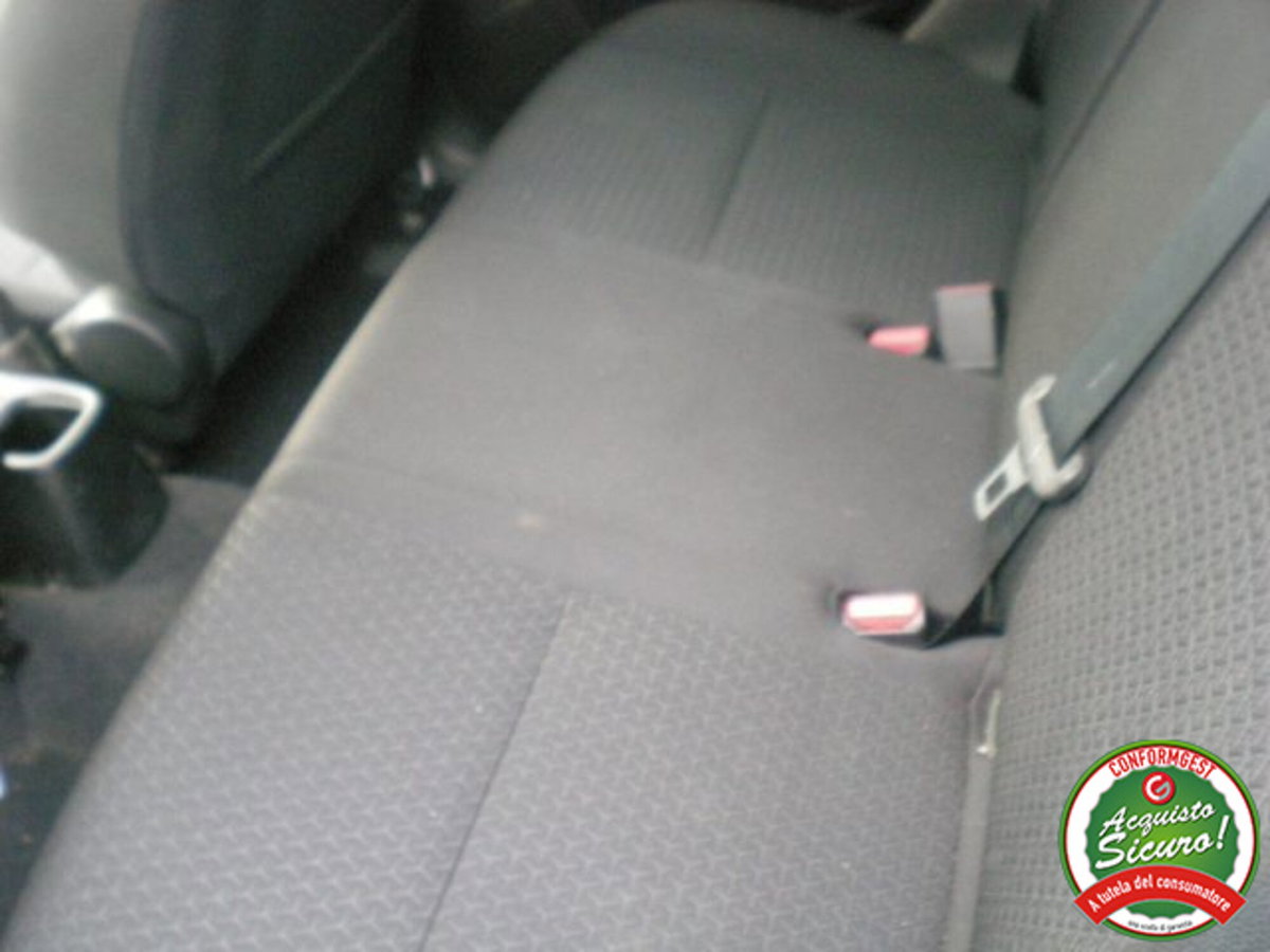 Suzuki Swift 1.2 Hybrid Cool (12)