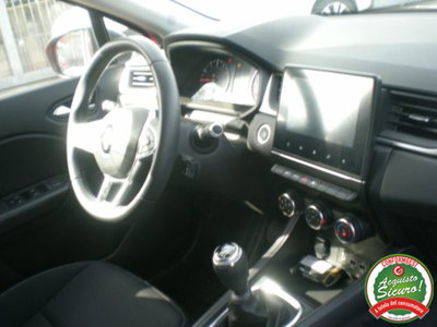 Renault Captur TCe 100 CV GPL FAP Zen (11)
