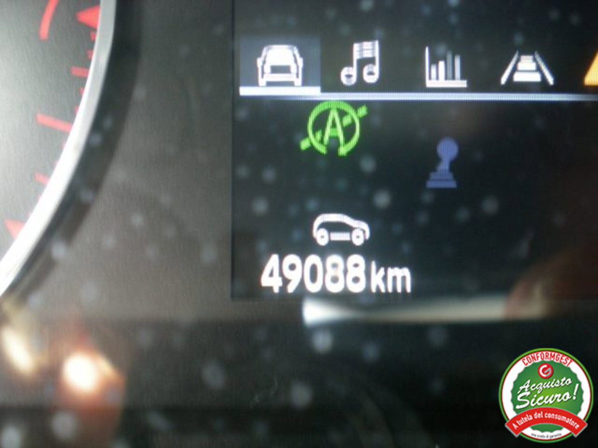 Renault Captur TCe 100 CV GPL FAP Zen (18)