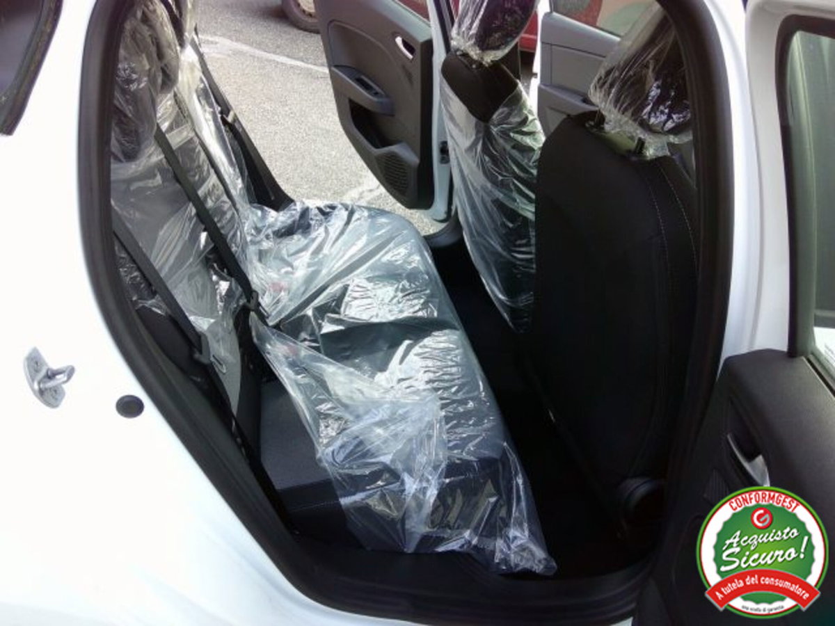 Renault Clio 1.0 eco-g Evolution 100cv (12)