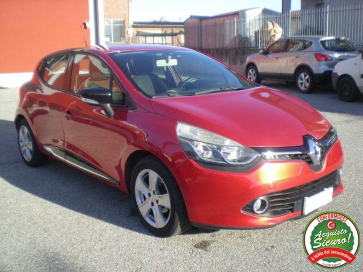 Renault Clio 1.5 dCi 8V 75CV 5 porte Live (2)