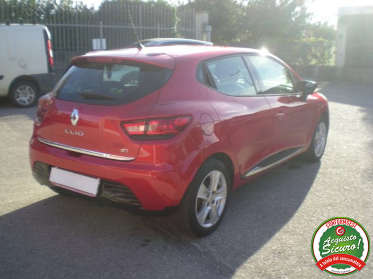 Renault Clio 1.5 dCi 8V 75CV 5 porte Live (8)