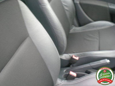 Renault Clio 1.2 16V 5 porte Le Iene (9)