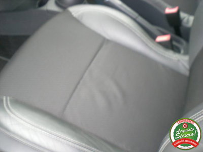 Renault Clio 1.2 16V 5 porte Le Iene (12)