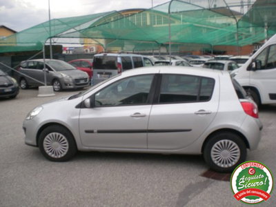 Renault Clio 1.2 16V 5 porte Le Iene (4)