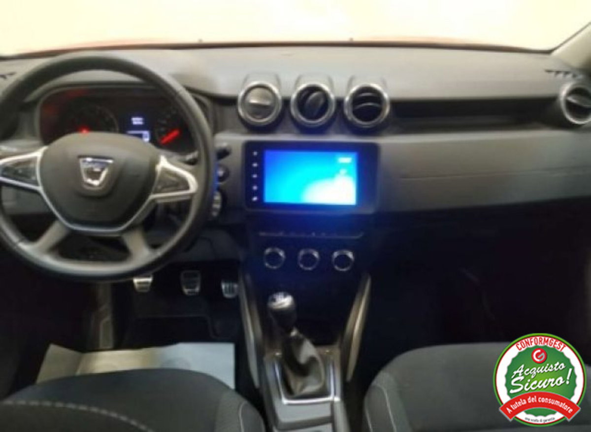 Dacia Duster 1.0 TCe 100 CV ECO-G 4x2 Prestige (4)