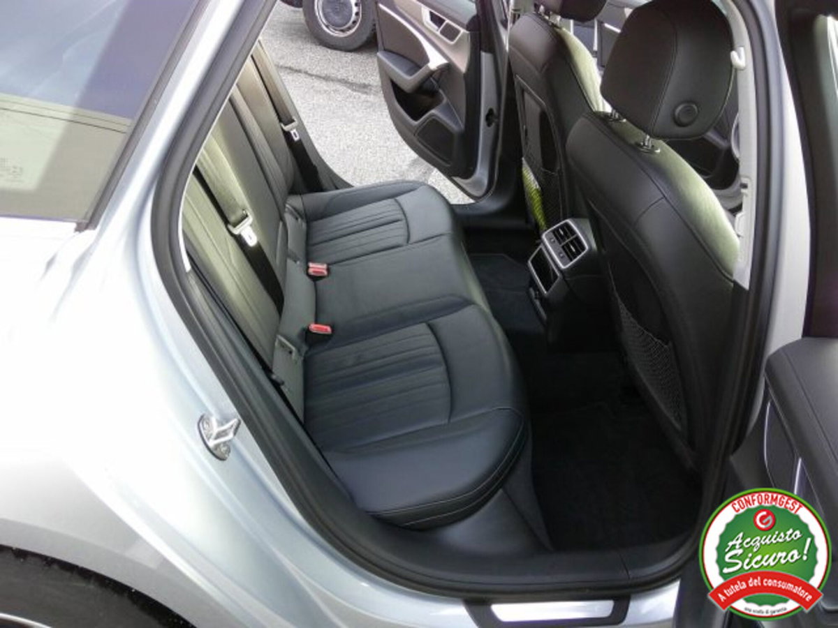 Audi A6 Avant 45 3.0 TDI quattro ultra S tronic Business (13)