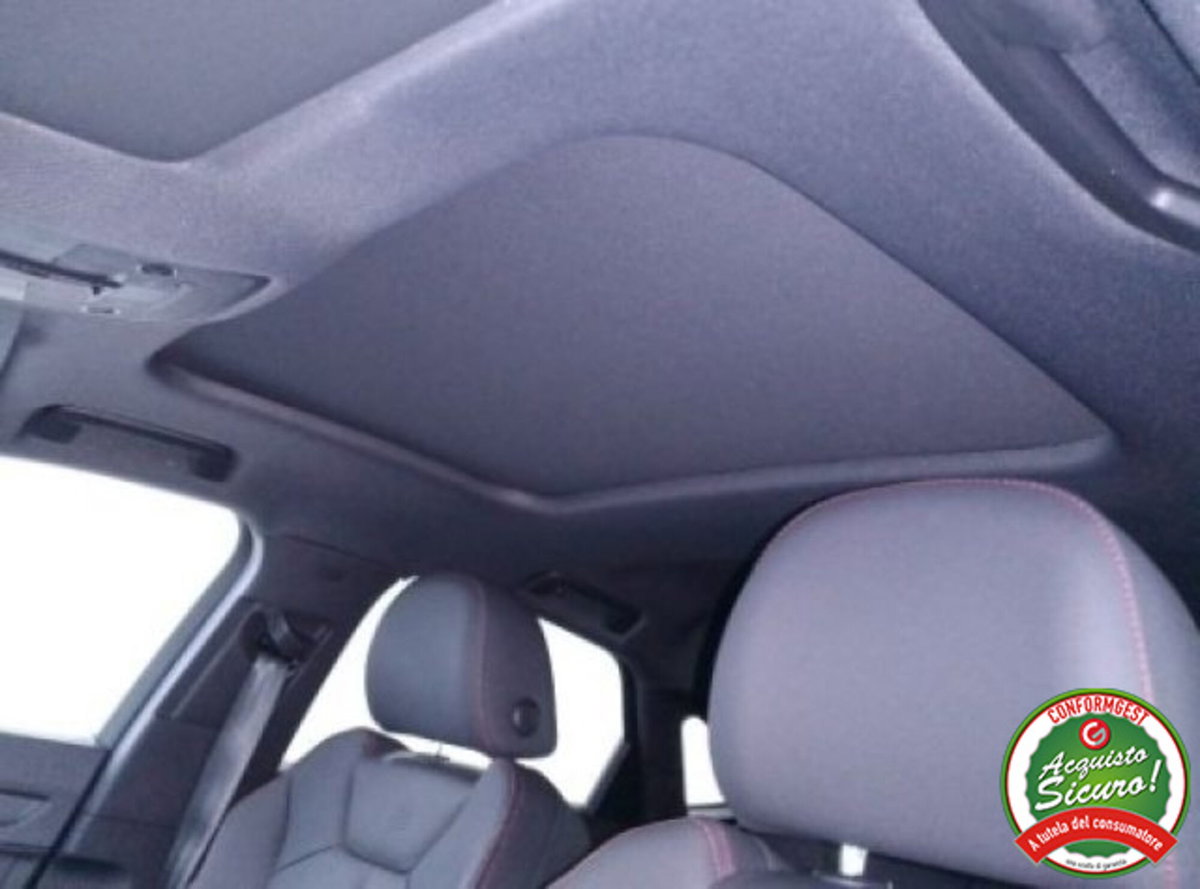 Audi Q3 Sportback 40 2.0 tdi Identity Black quattro 193cv s-tronic (4)