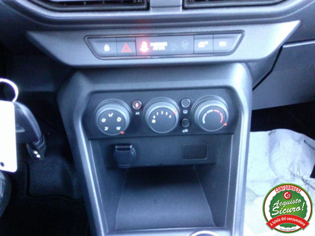 Dacia Jogger Jogger 1.0 TCe GPL 100 CV 5 posti Comfort (18)