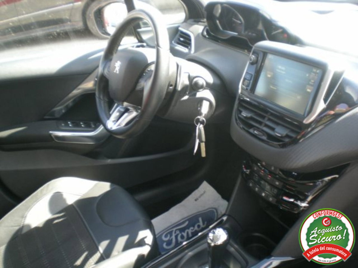 Peugeot 2008 e-HDi 92 CV Stop&Start ETG6 Allure (10)