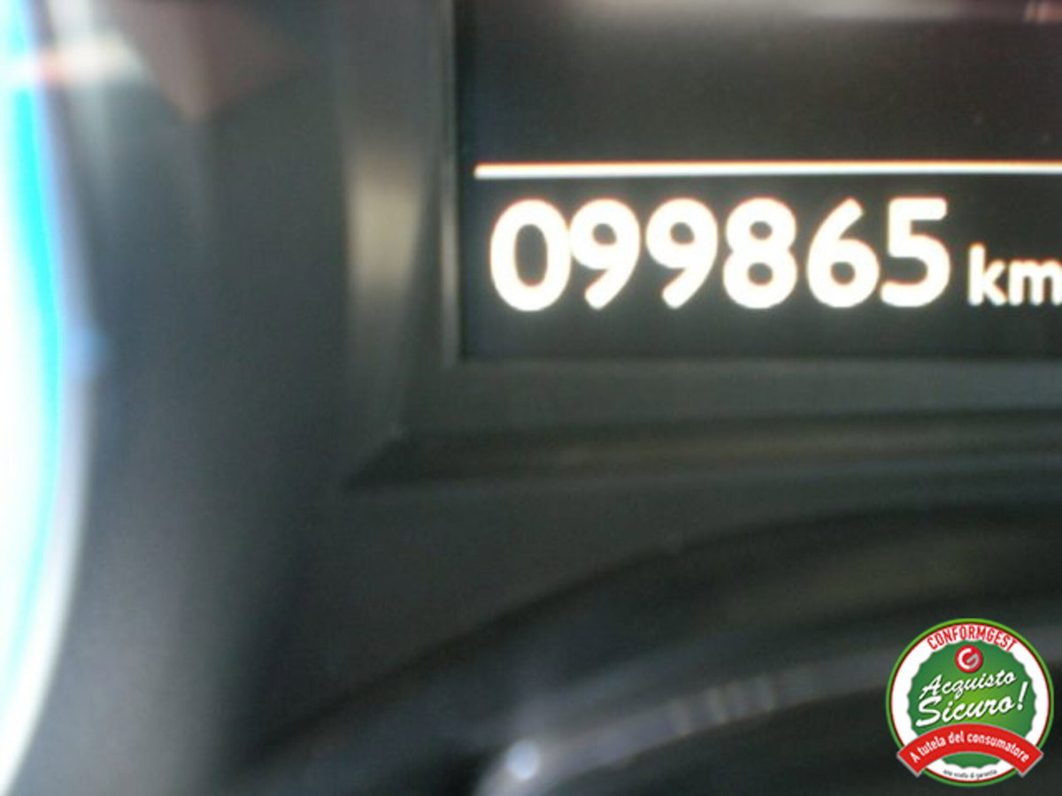 Peugeot 2008 e-HDi 92 CV Stop&Start ETG6 Allure (15)