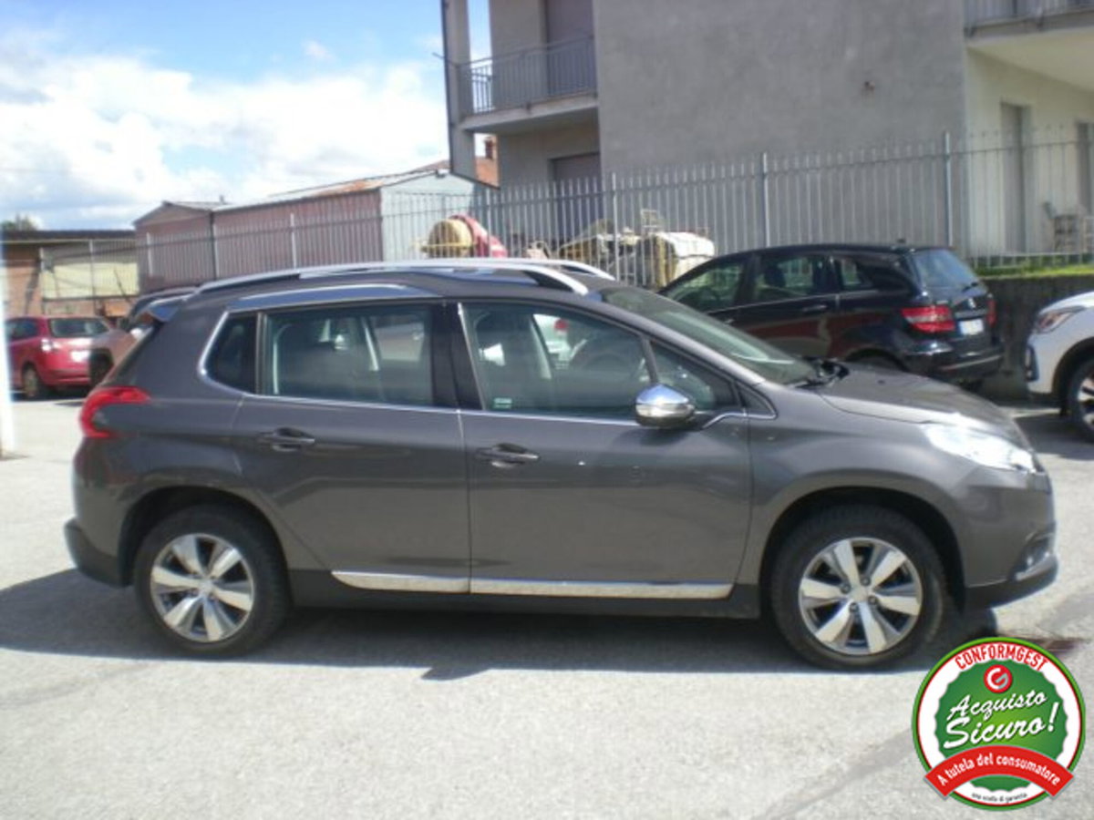 Peugeot 2008 e-HDi 92 CV Stop&Start ETG6 Allure (9)