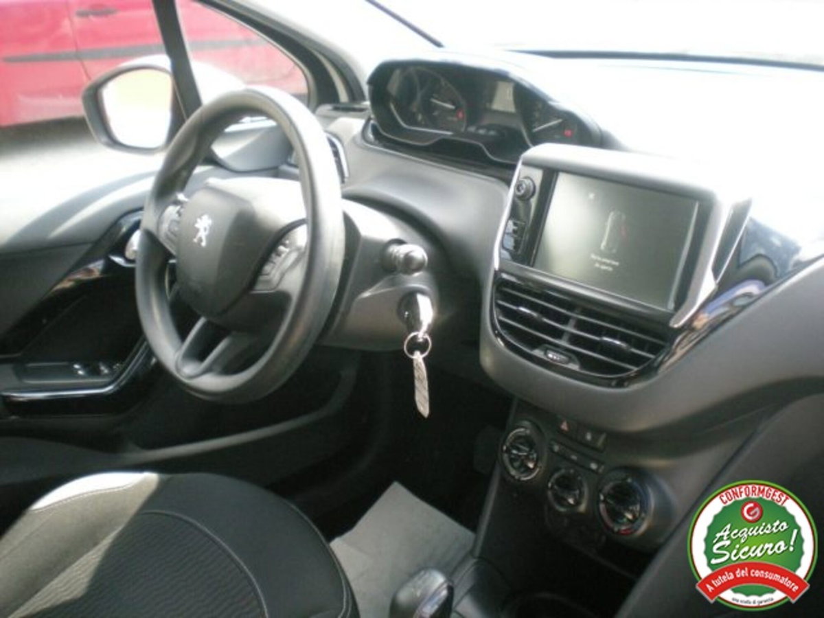 Peugeot 208 75 5 porte Active (10)