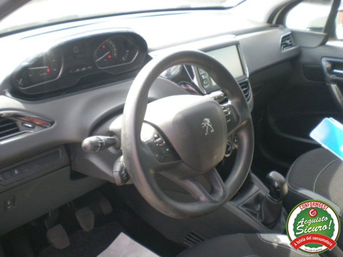 Peugeot 208 75 5 porte Active (15)