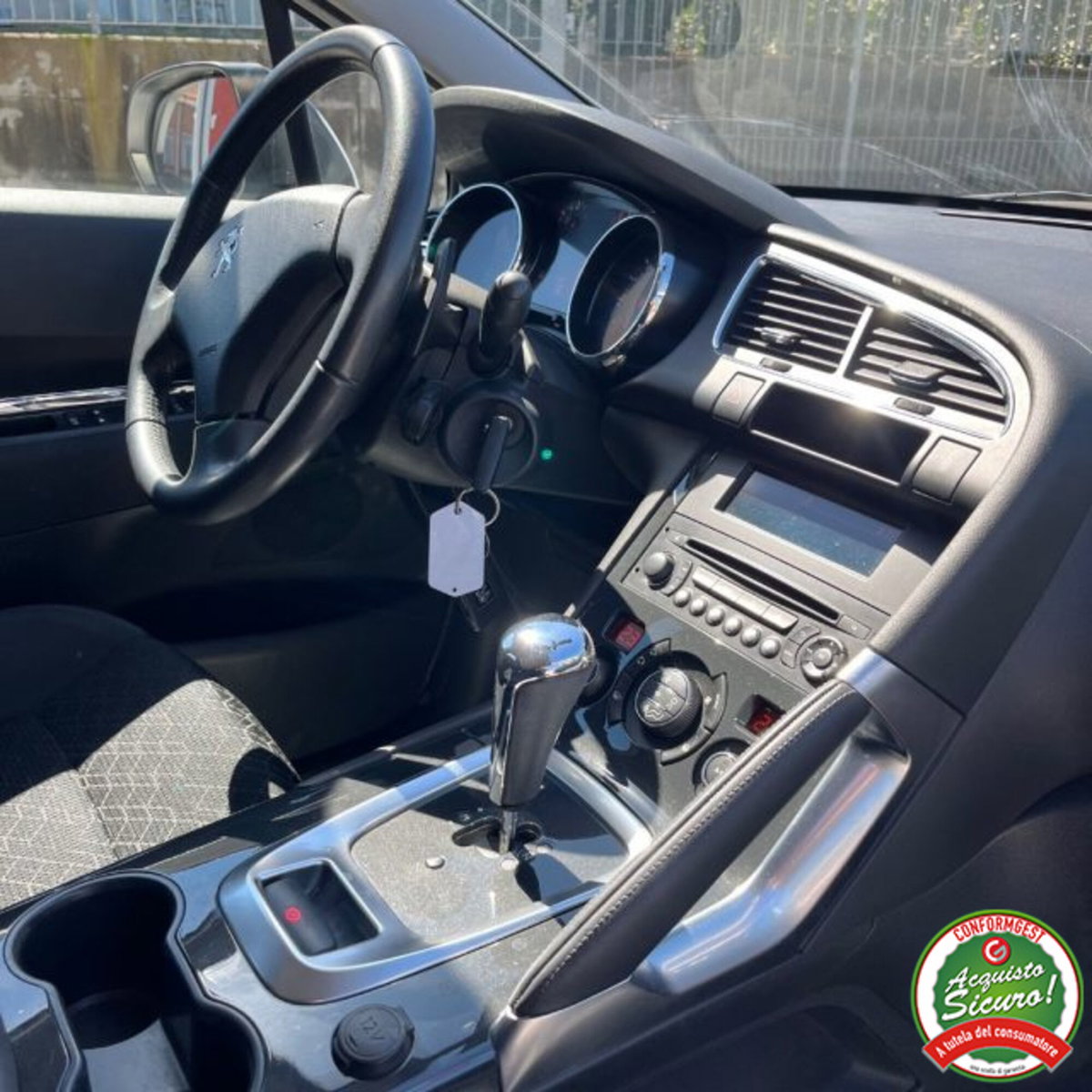 Peugeot 3008 1.6 HDi 115CV Active (10)