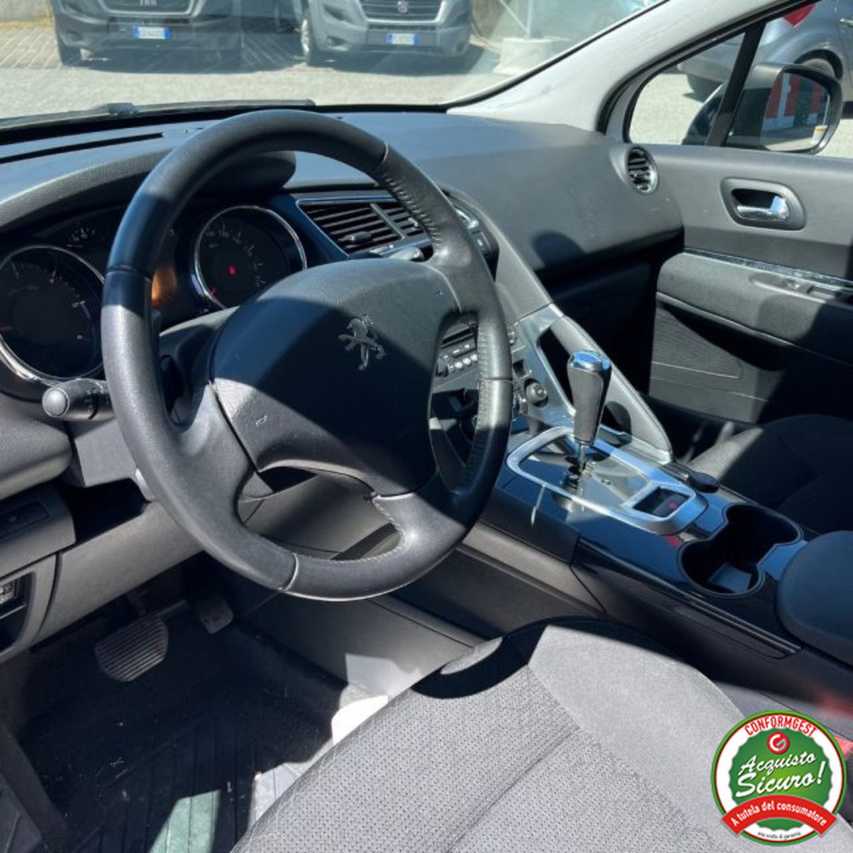 Peugeot 3008 1.6 HDi 115CV Active (13)