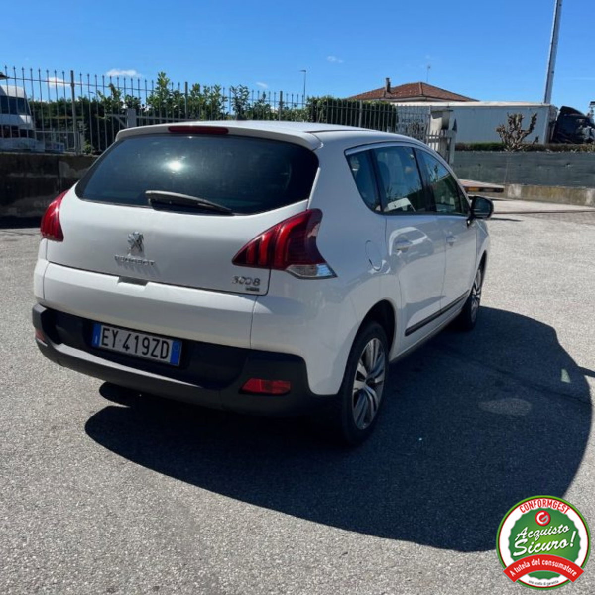 Peugeot 3008 1.6 HDi 115CV Active (8)
