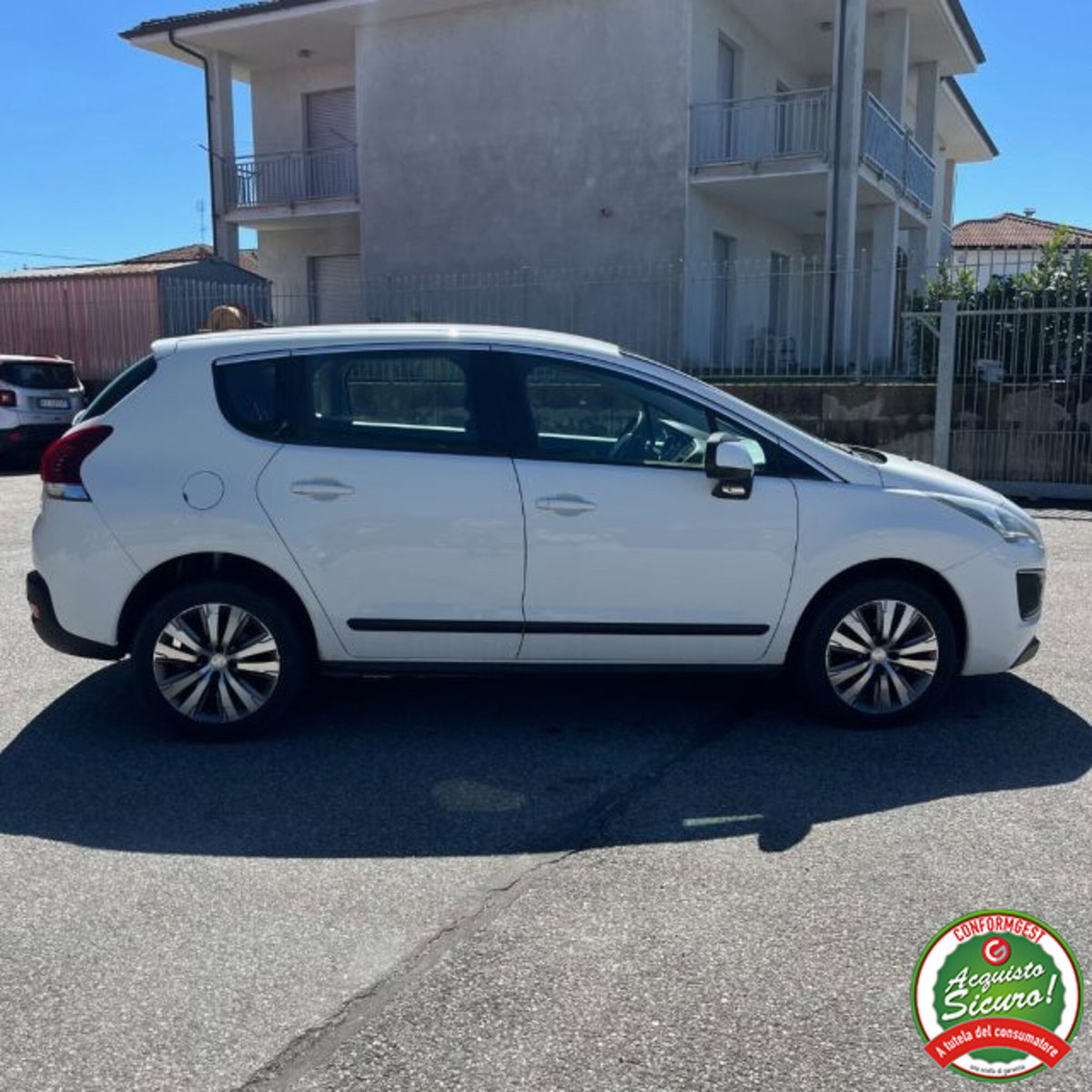 Peugeot 3008 1.6 HDi 115CV Active (9)