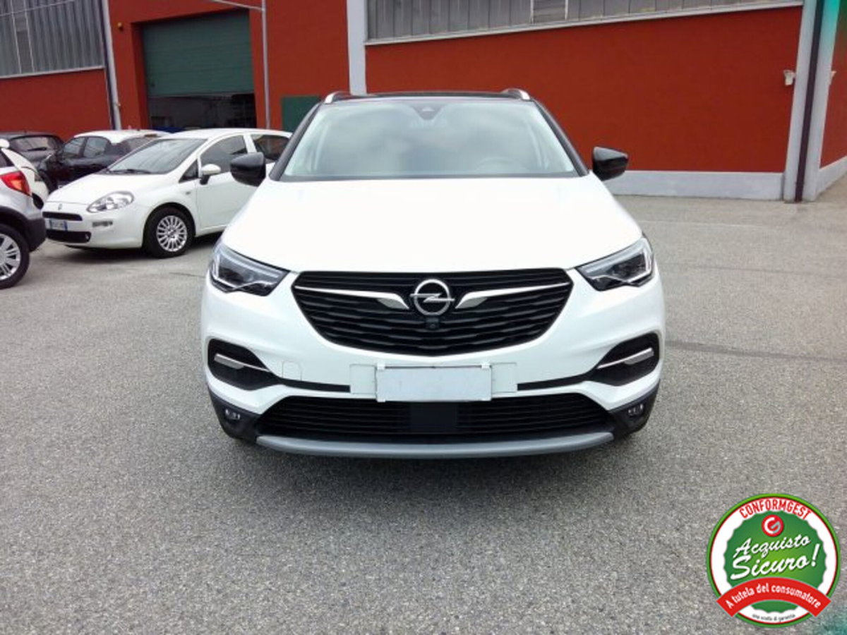 Opel Grandland X 1.5 diesel Ecotec Start&Stop aut. Ultimate (2)