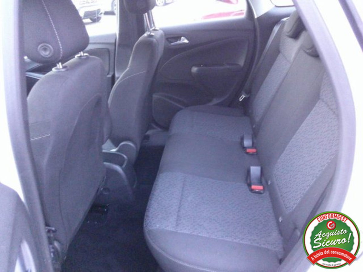 Opel Crossland 1.2 12V Start&Stop Design & Tech (10)