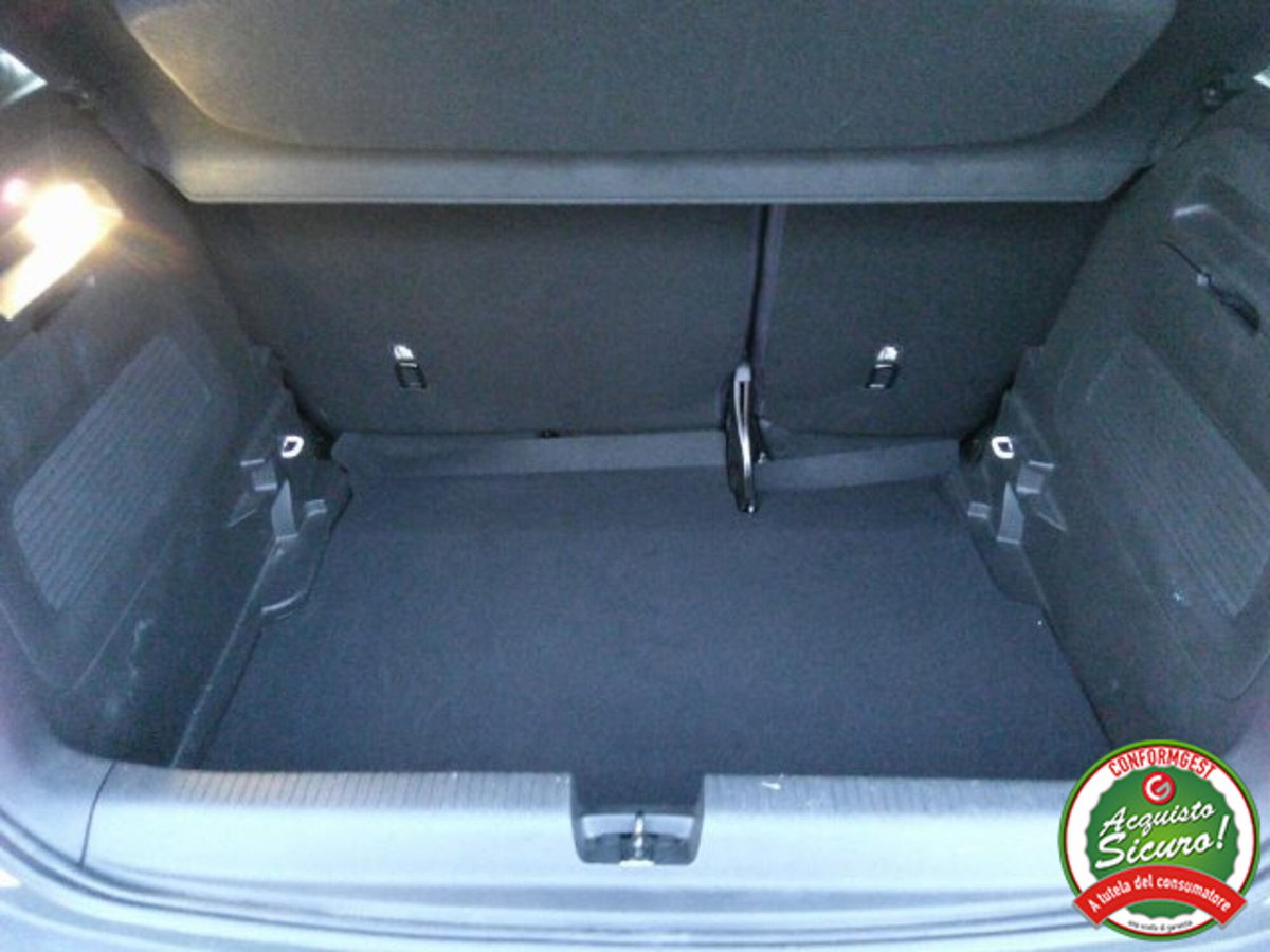 Opel Crossland 1.2 12V Start&Stop Design & Tech (11)