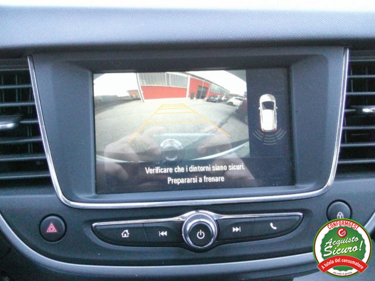 Opel Crossland 1.2 12V Start&Stop Design & Tech (18)
