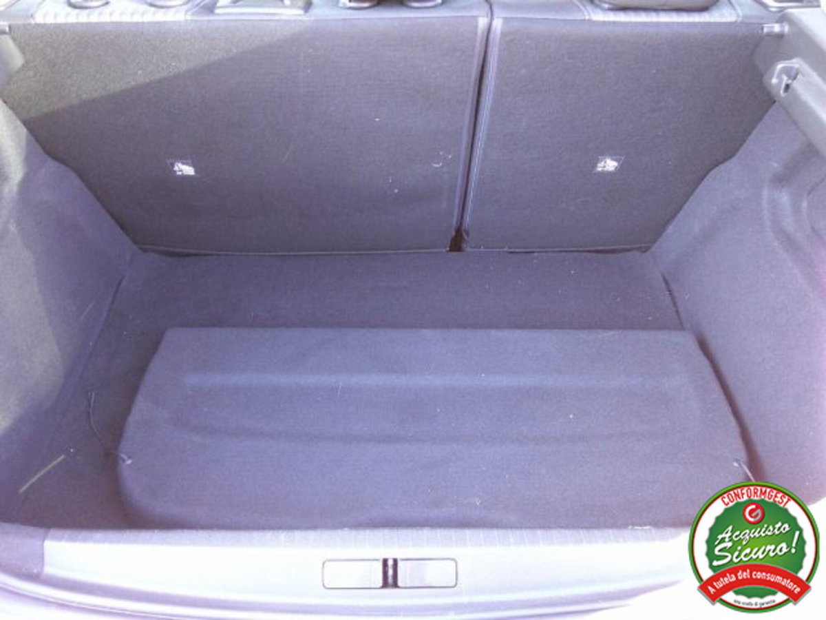 Opel Corsa 1.2 Corsa s&s 75cv (11)