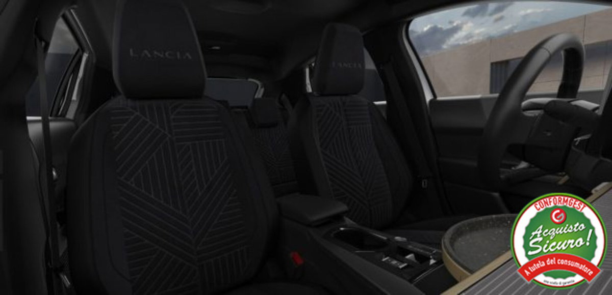 Lancia Ypsilon 1.2 mhev Edizione Cassina e-dct (7)